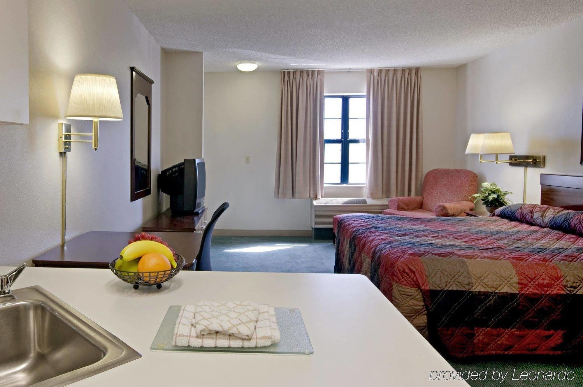 Extended Stay America Suites - Toledo - Holland Room photo